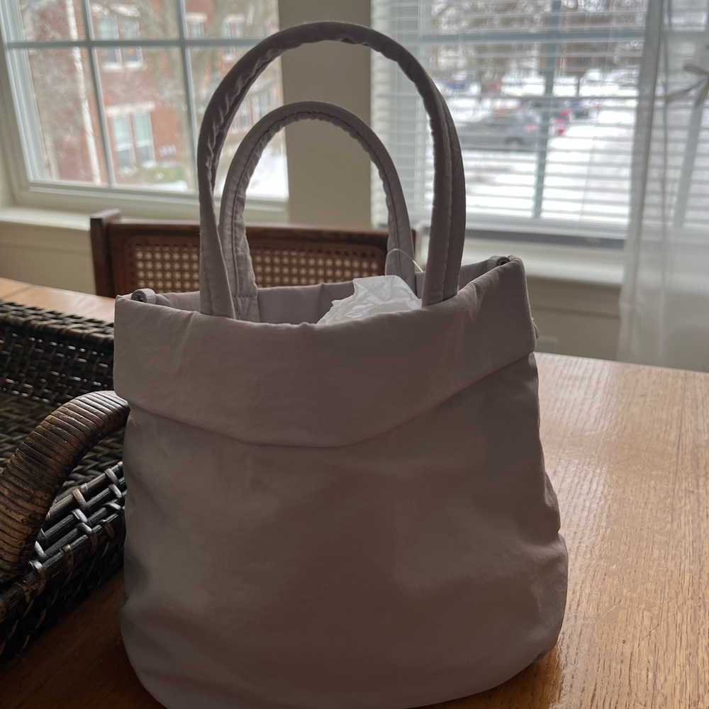 Lululemon Tite Bag